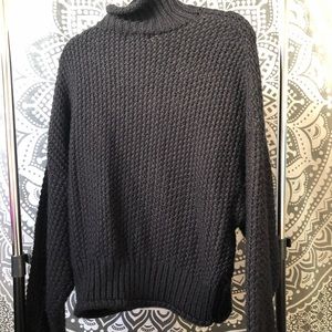 Thick turtle neck sweater